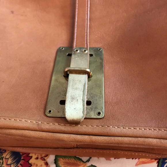 Vintage Coach Pre-Creed Brass Hasp Courier - Picture 7 of 12